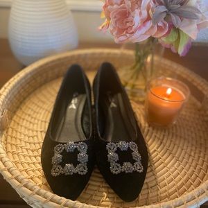 Cute black velvet flats
